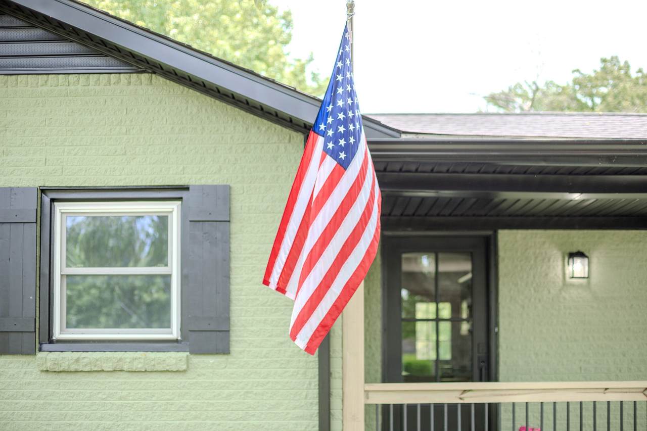 https://bt-photos.global.ssl.fastly.net/nashville/1280_boomver_1_RTC2908558-1.jpg