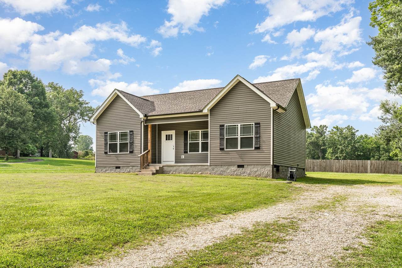 126 Old Pond Ln - Photo 1