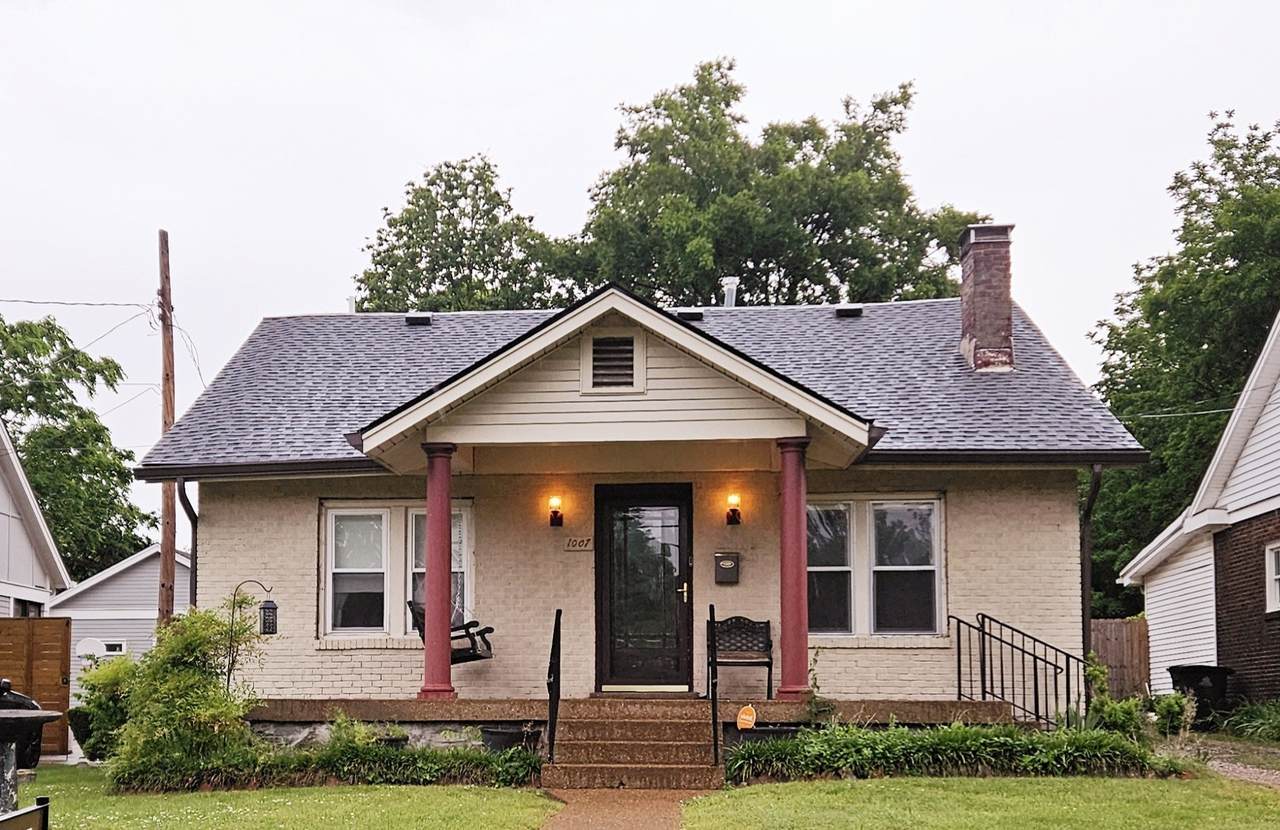 1007 Seymour Ave - Photo 1