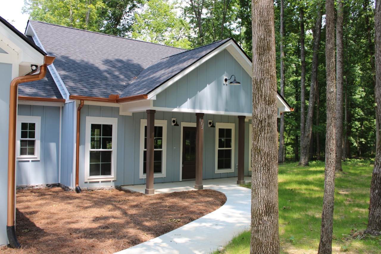 835 Hasty Ln - Photo 1