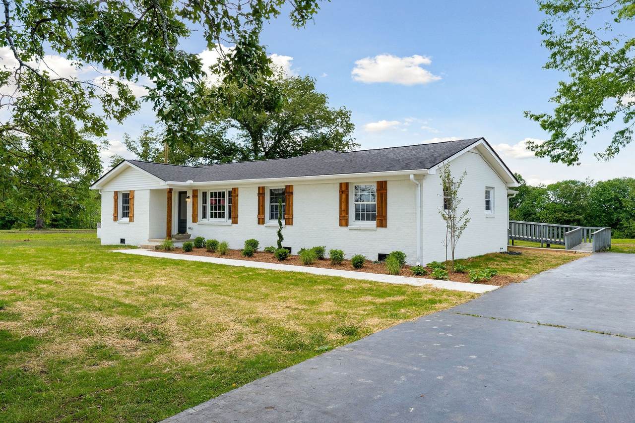 217 Cripps Ln - Photo 1