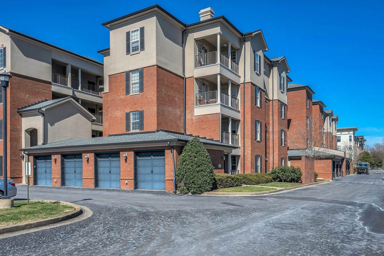 307 Seven Springs Way - Photo 1