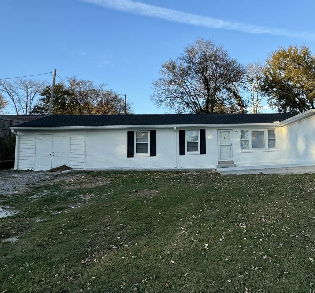 200 Haven Cir - Photo 1