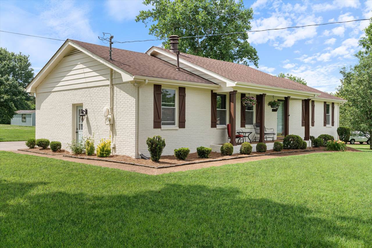 https://bt-photos.global.ssl.fastly.net/nashville/1280_boomver_1_RTC2915123-1.jpg