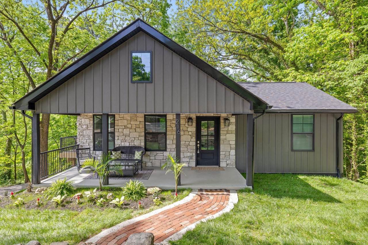 216 Trenton Street - Photo 1
