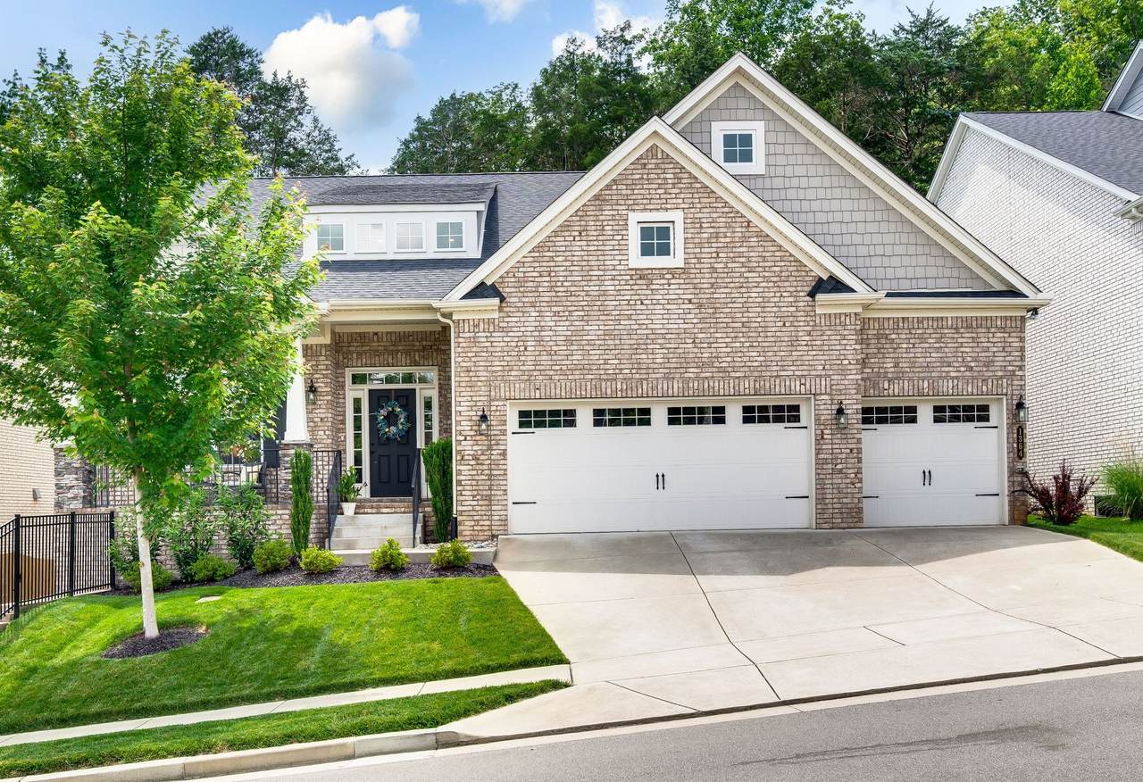 1364 Greenstone Ln - Photo 1