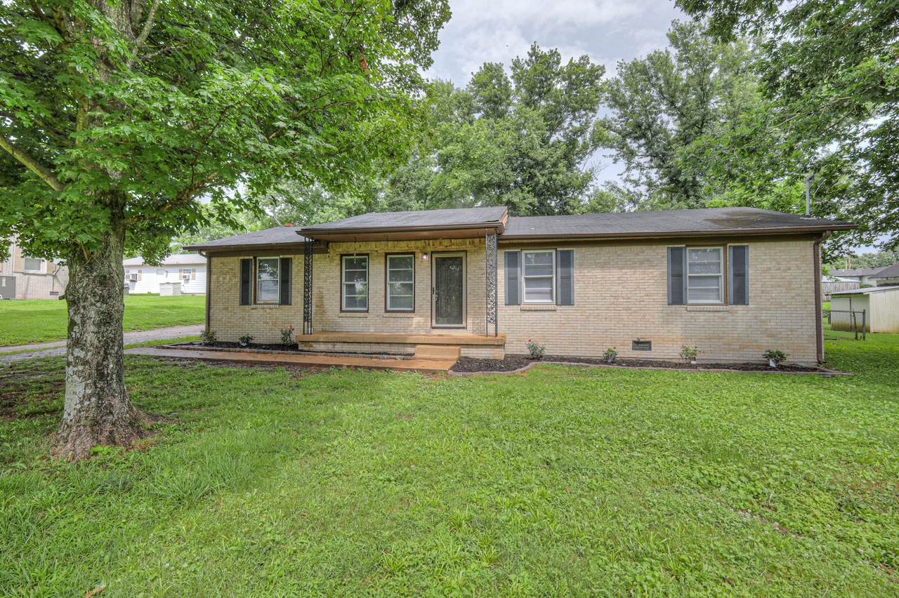 131 Clauson Dr - Photo 1