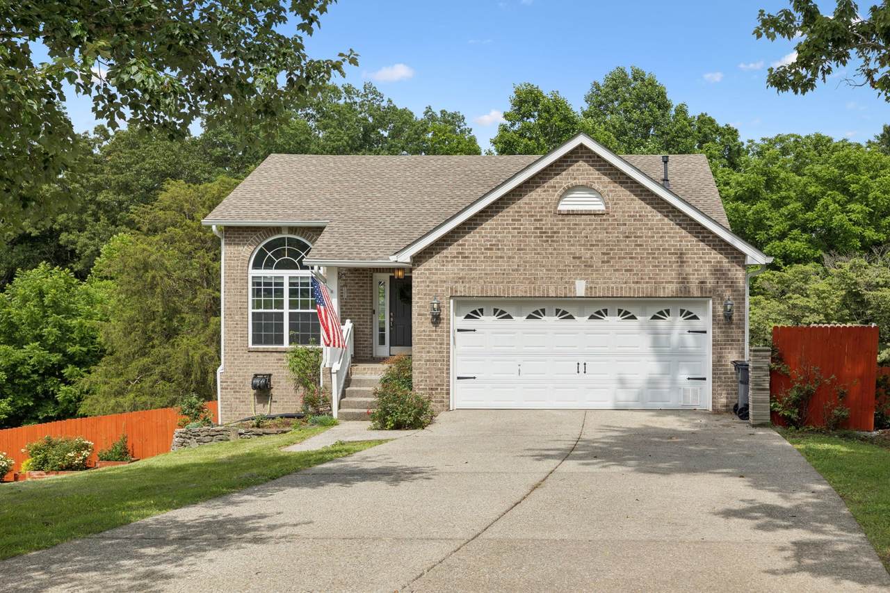 7607 Birdsong Ct - Photo 1