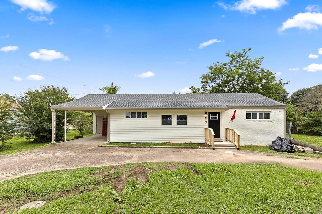 610 Maple Lane - Photo 1