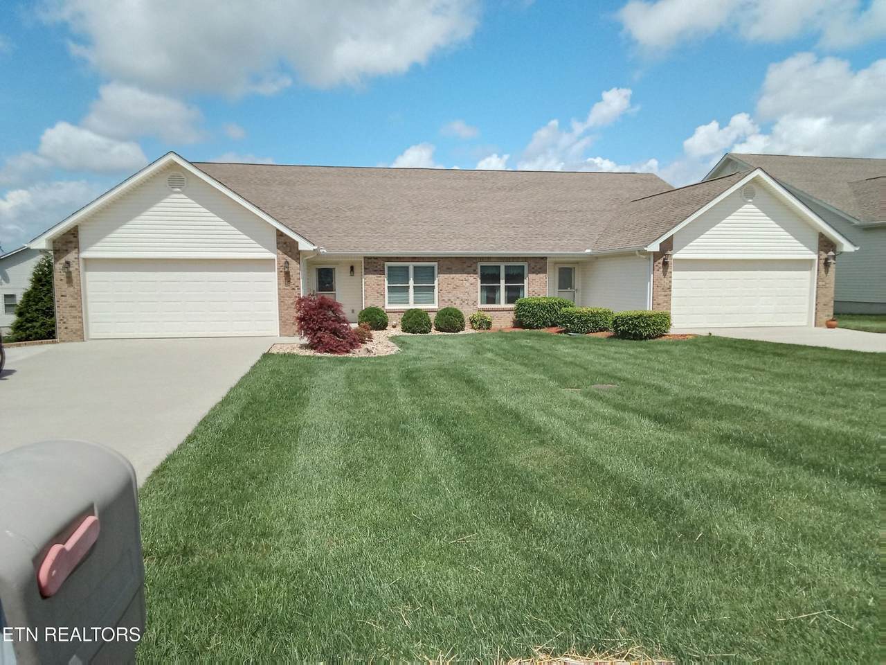 21 Woodgate Lane - Photo 1