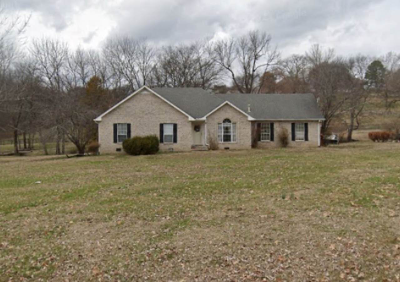 303 Oak Meadow Ln - Photo 1