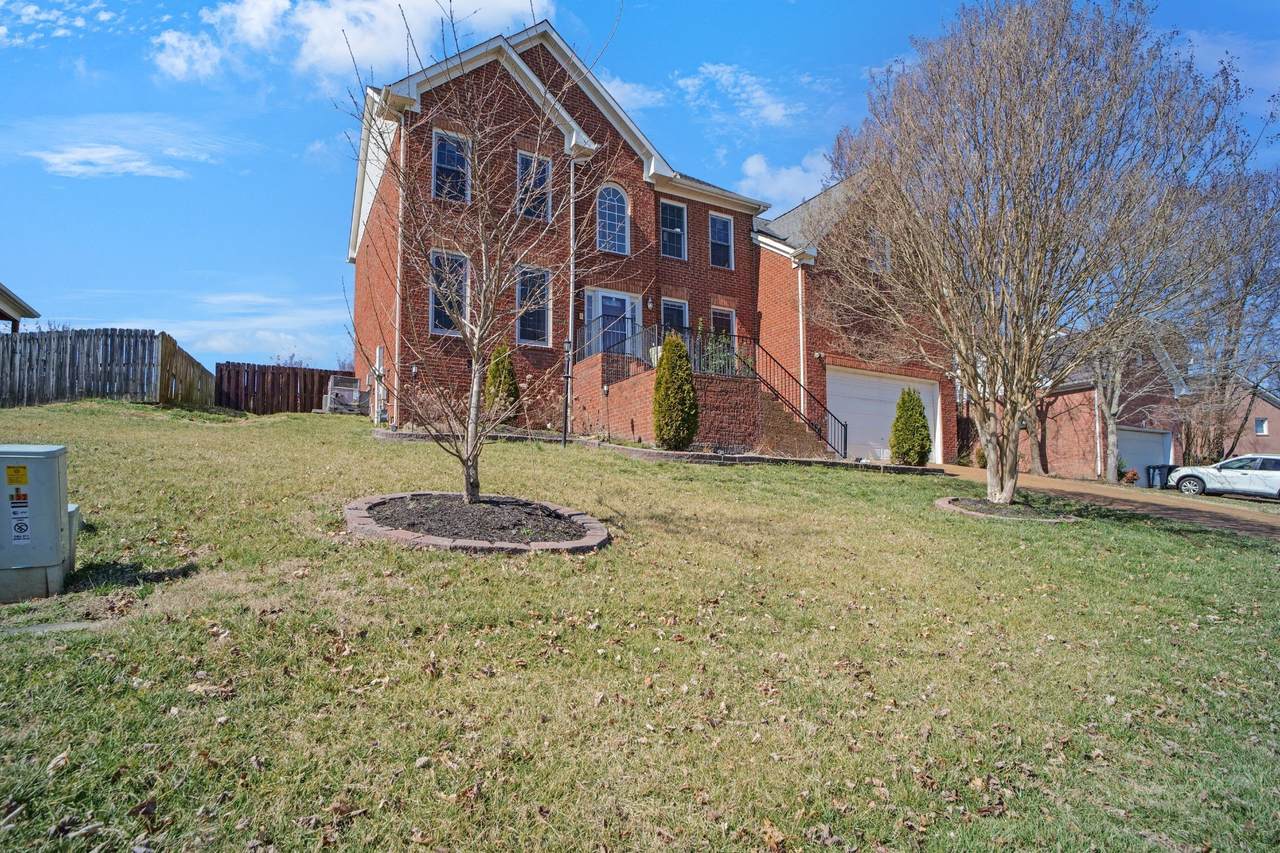152 Mansker Park Dr - Photo 1
