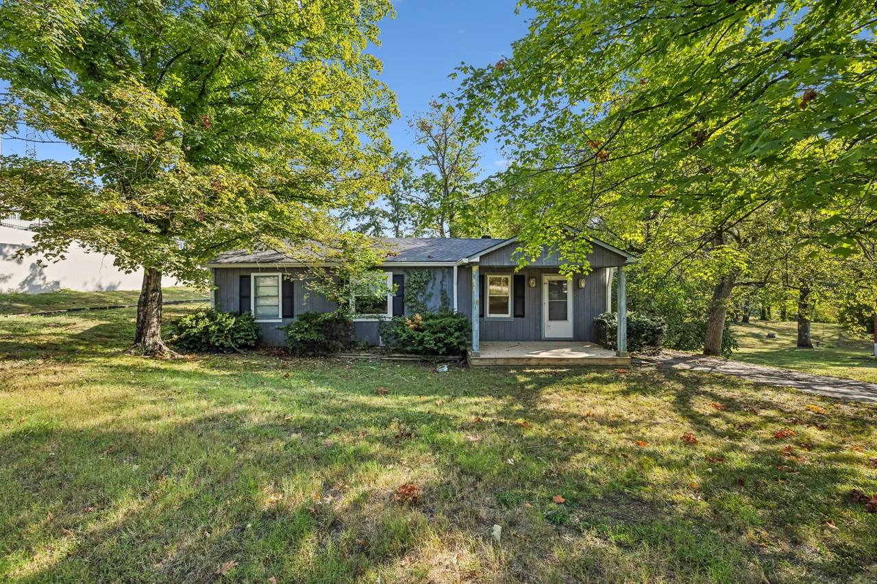 https://bt-photos.global.ssl.fastly.net/nashville/1280_boomver_1_RTC2920771-1.jpg