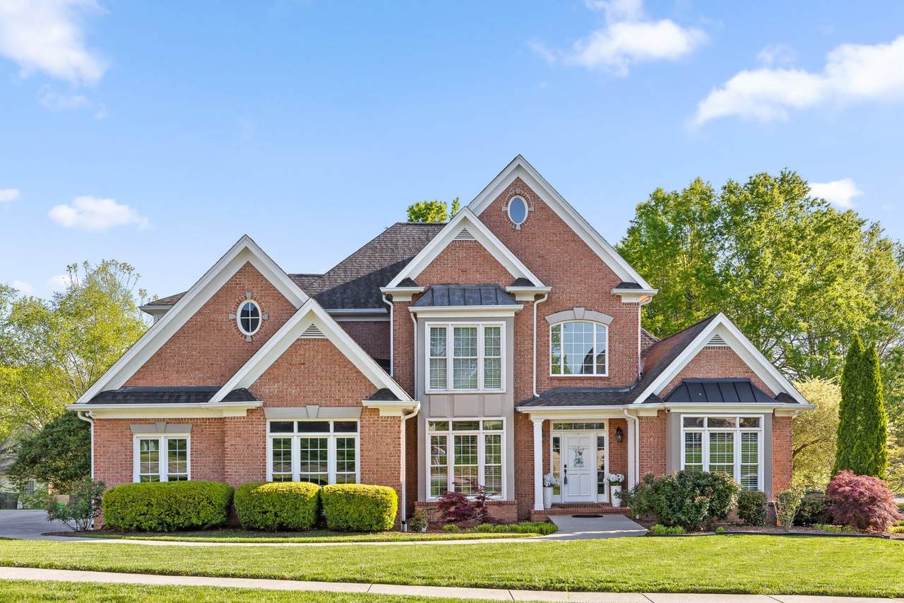 9727 Chestnut Hill Lane - Photo 1