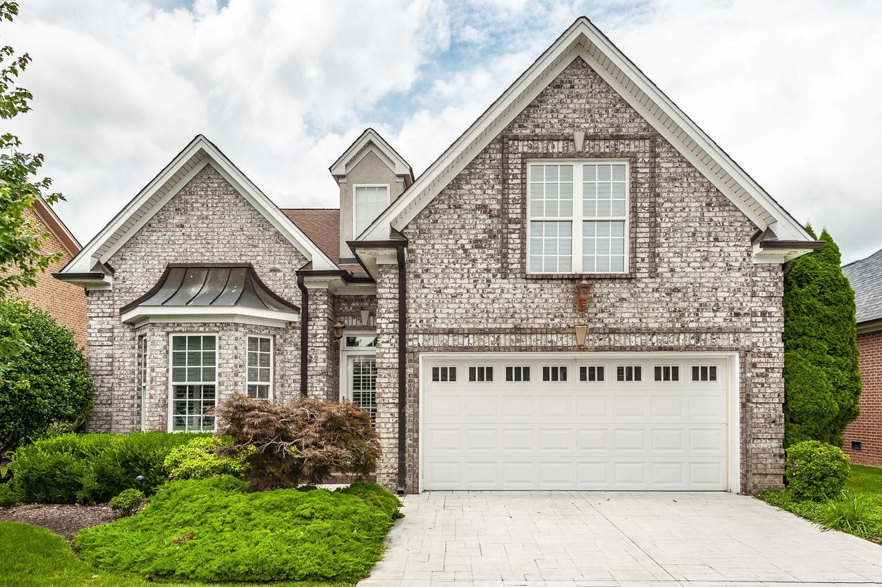 1176 Fairvue Village Ln - Photo 1