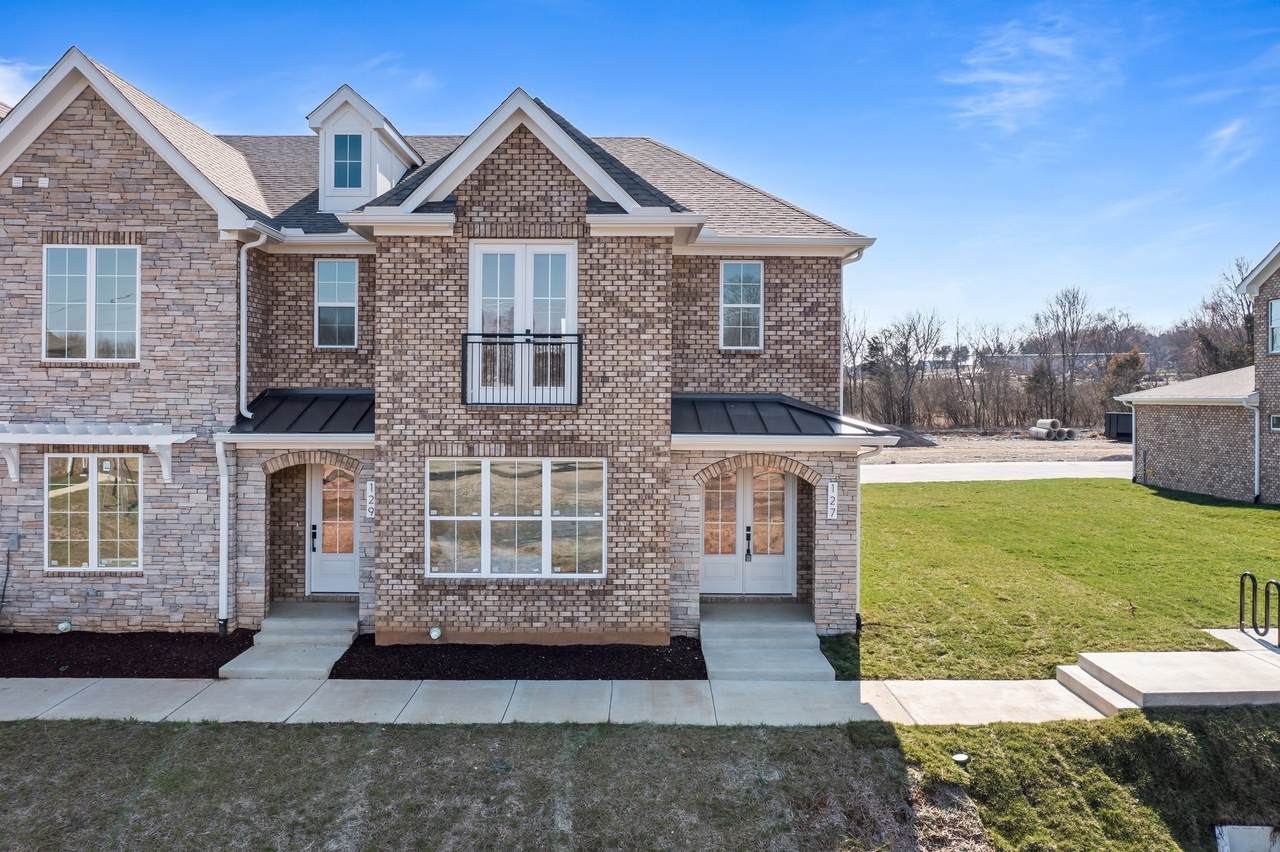 116 Leggo Ave - Photo 1