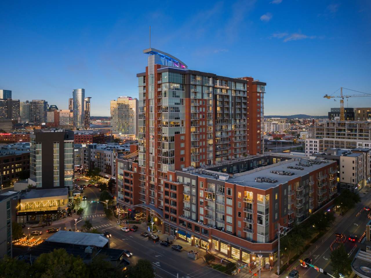 600 12th Ave - Photo 1