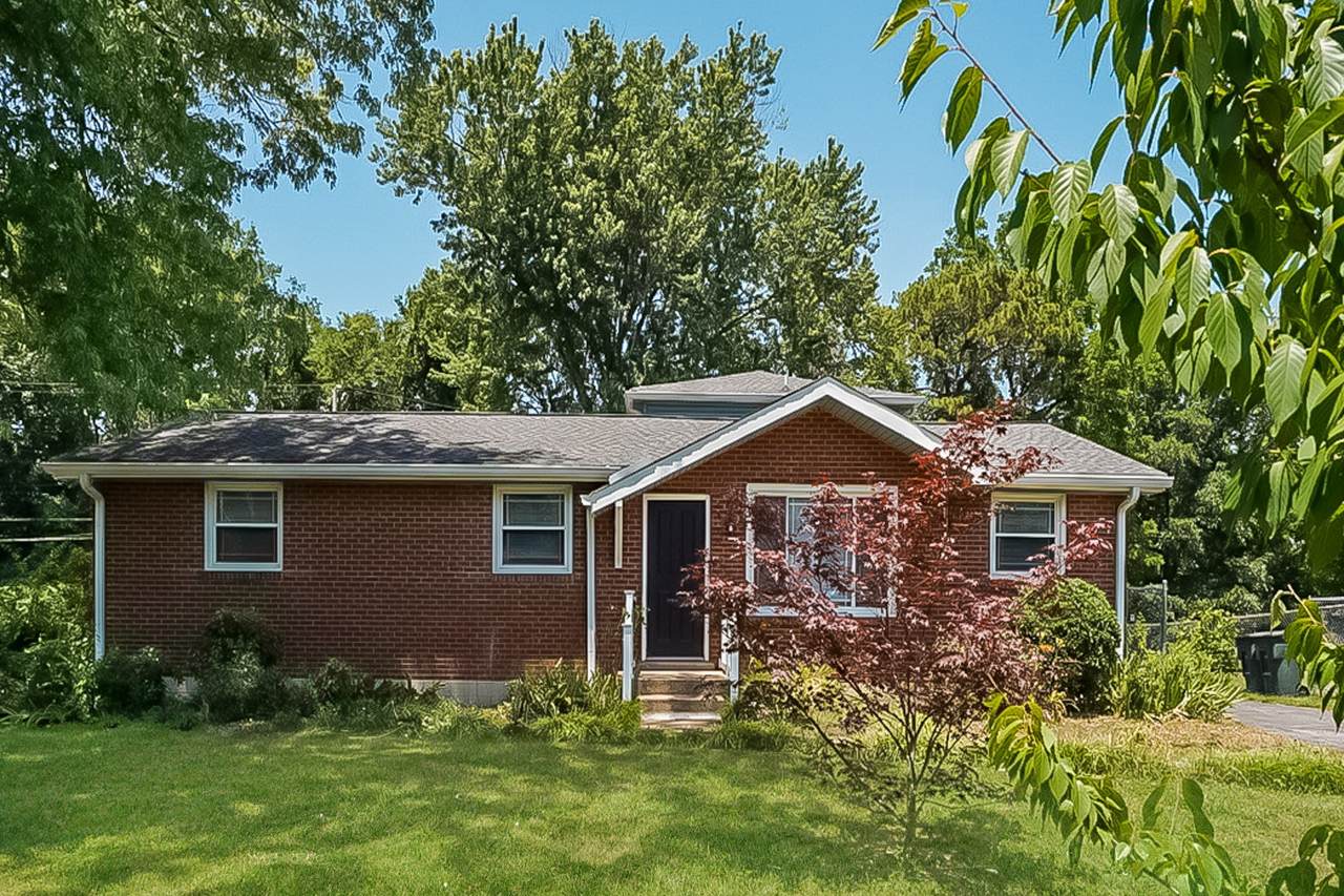 6416 Premier Dr - Photo 1