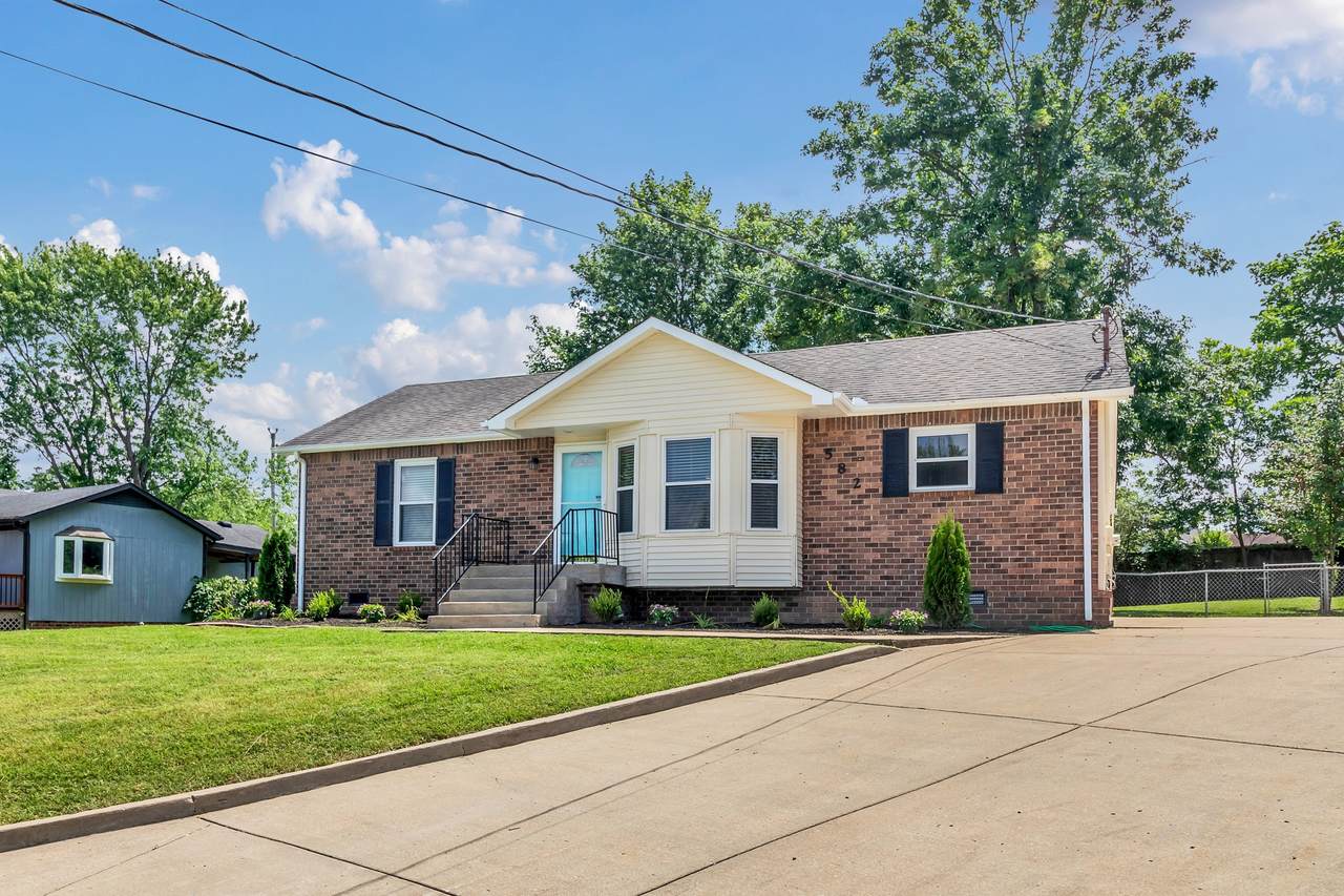582 Autumn Ct - Photo 1
