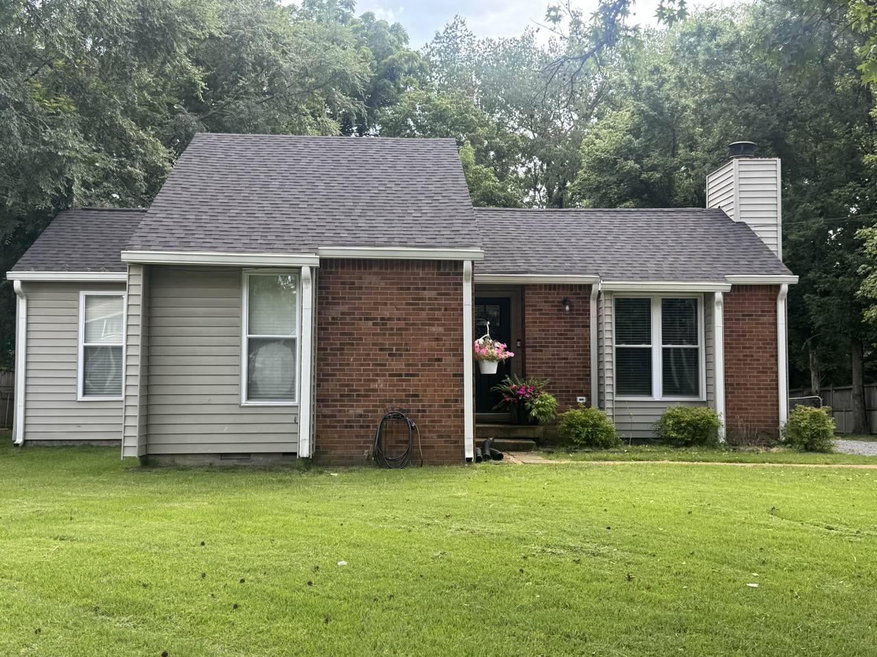 119 Sunnymeade Dr - Photo 1