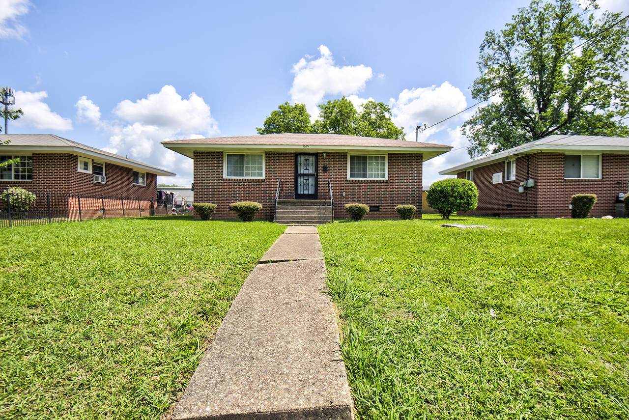 1609 E 26th Street - Photo 1