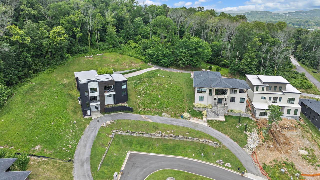 5809 Woodland Hills Dr - Photo 1