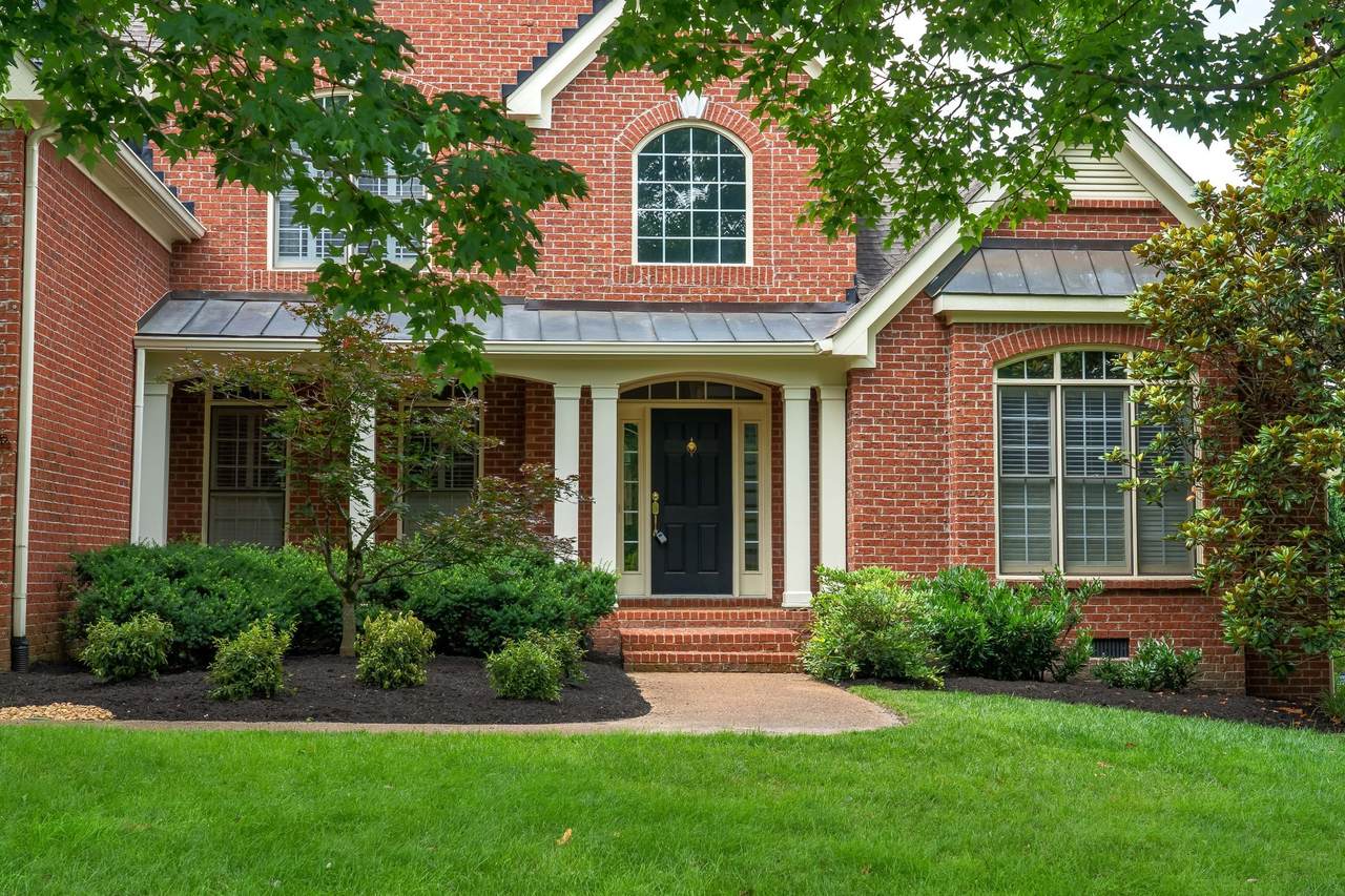 9813 Albemarle Ln - Photo 1