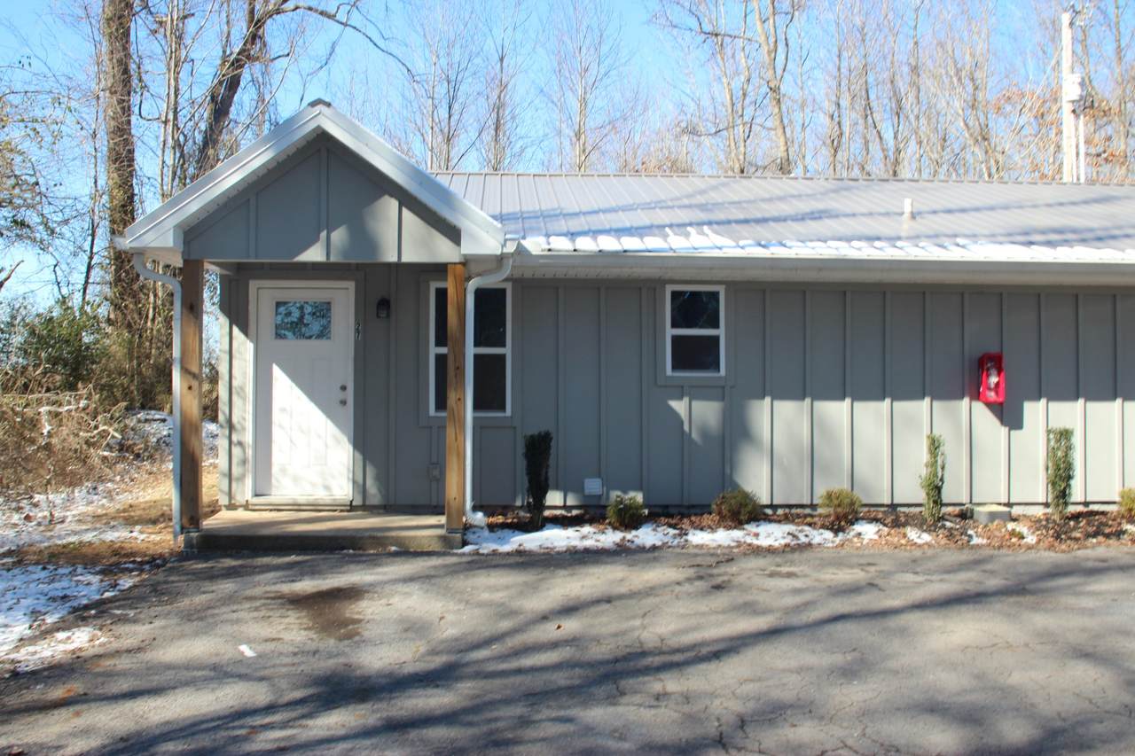 129 Cascade Ave - Photo 1