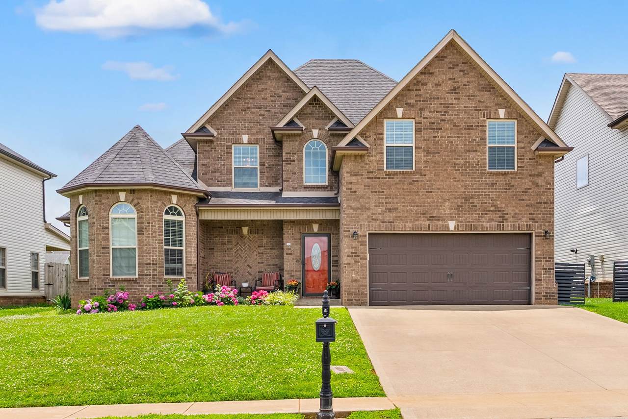 898 Isaac Dr - Photo 1