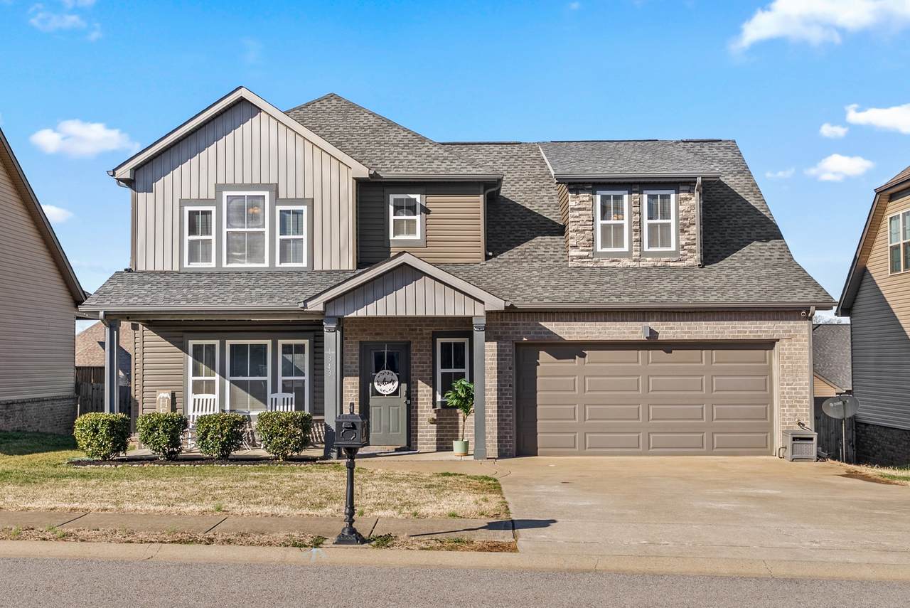 1343 Golden Eagle Way - Photo 1