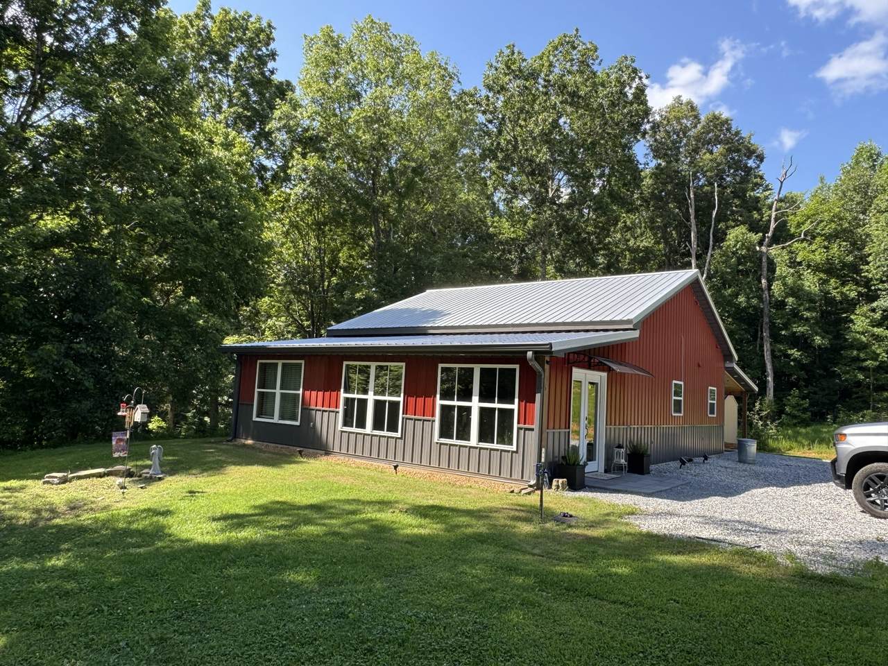 https://bt-photos.global.ssl.fastly.net/nashville/1280_boomver_1_RTC2922639-1.jpg