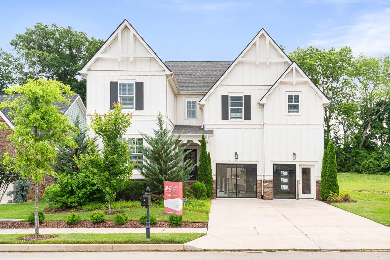 2636 Bramblewood Ln - Photo 1