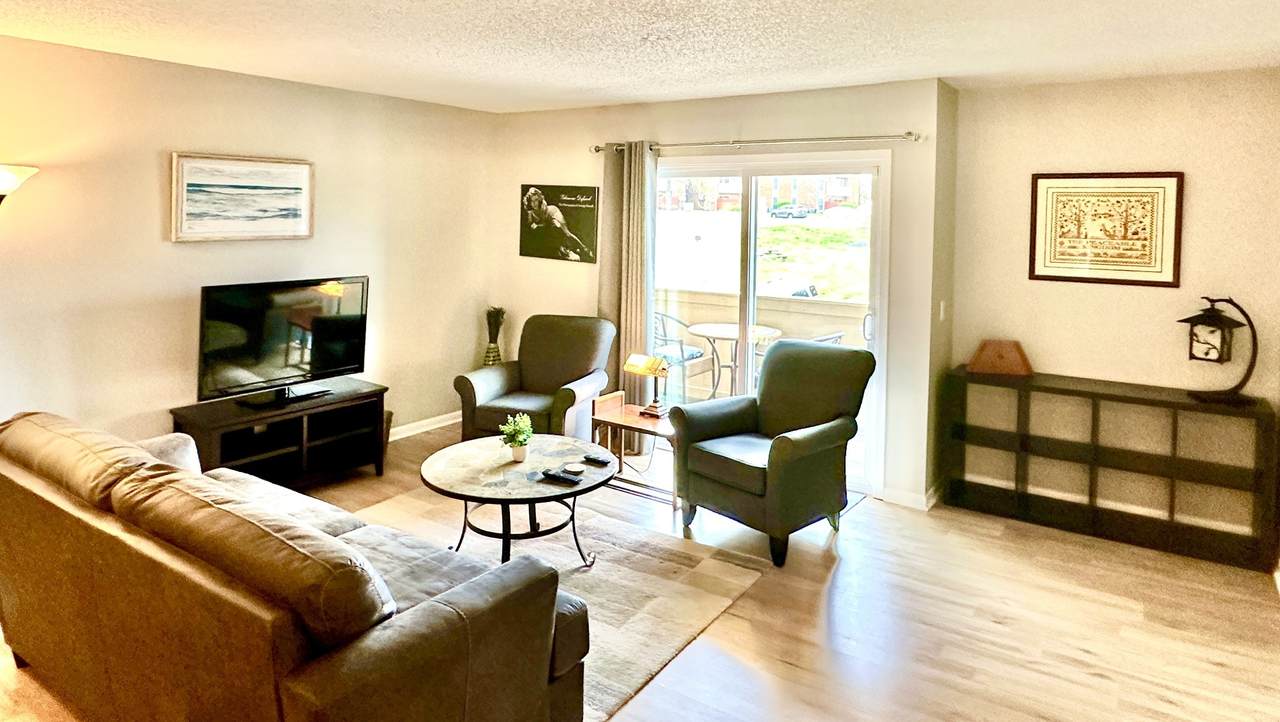 515 Basswood Ave - Photo 1