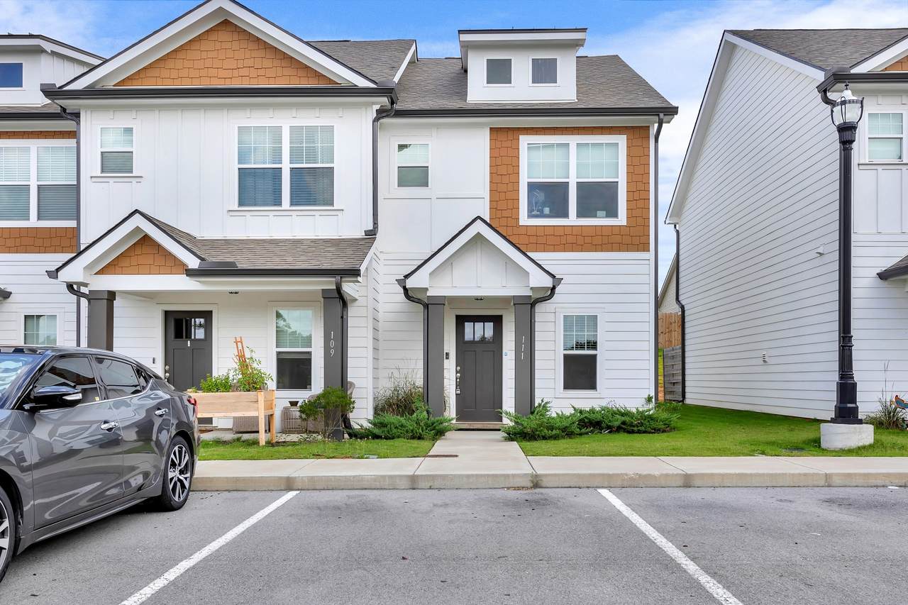 111 E Forge Ct - Photo 1