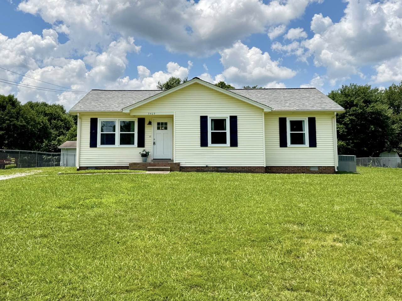 3409 Dutton Ct - Photo 1