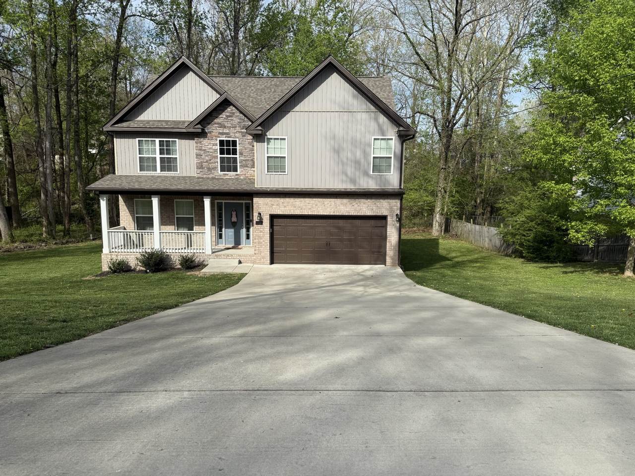1110 Stonebrook Drive - Photo 1