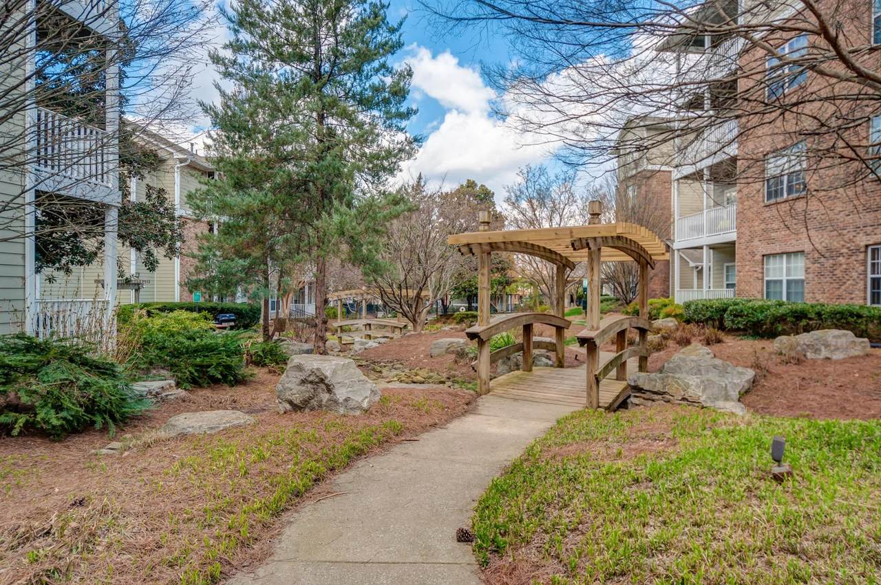 2025 Woodmont Blvd - Photo 1