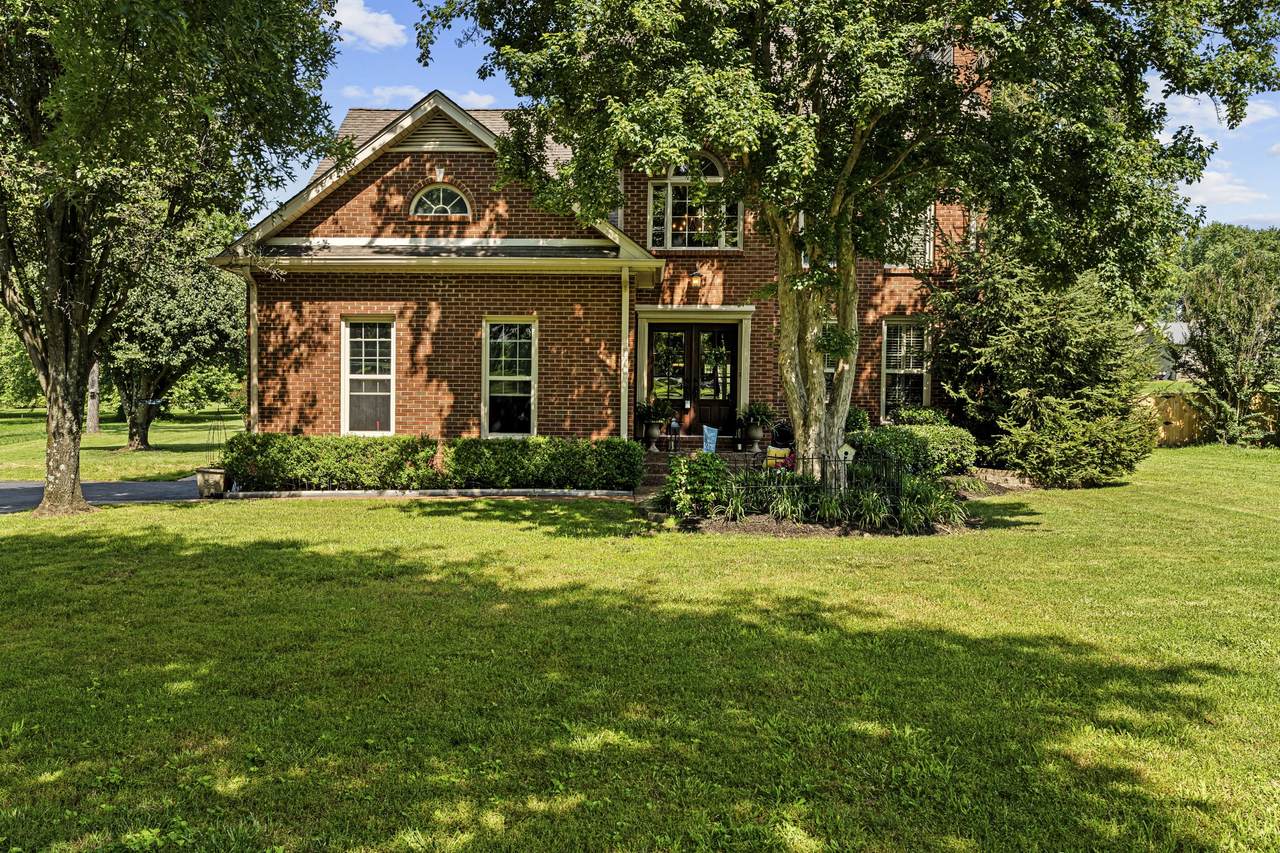 419 Blair Ln - Photo 1