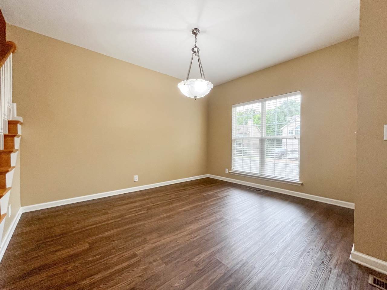 https://bt-photos.global.ssl.fastly.net/nashville/1280_boomver_1_RTC2923776-1.jpg