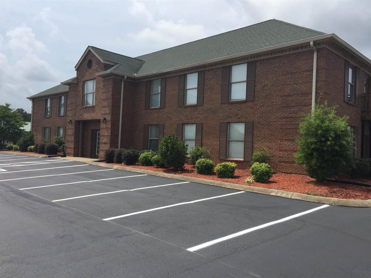 https://bt-photos.global.ssl.fastly.net/nashville/1280_boomver_1_RTC2923800-1.jpg