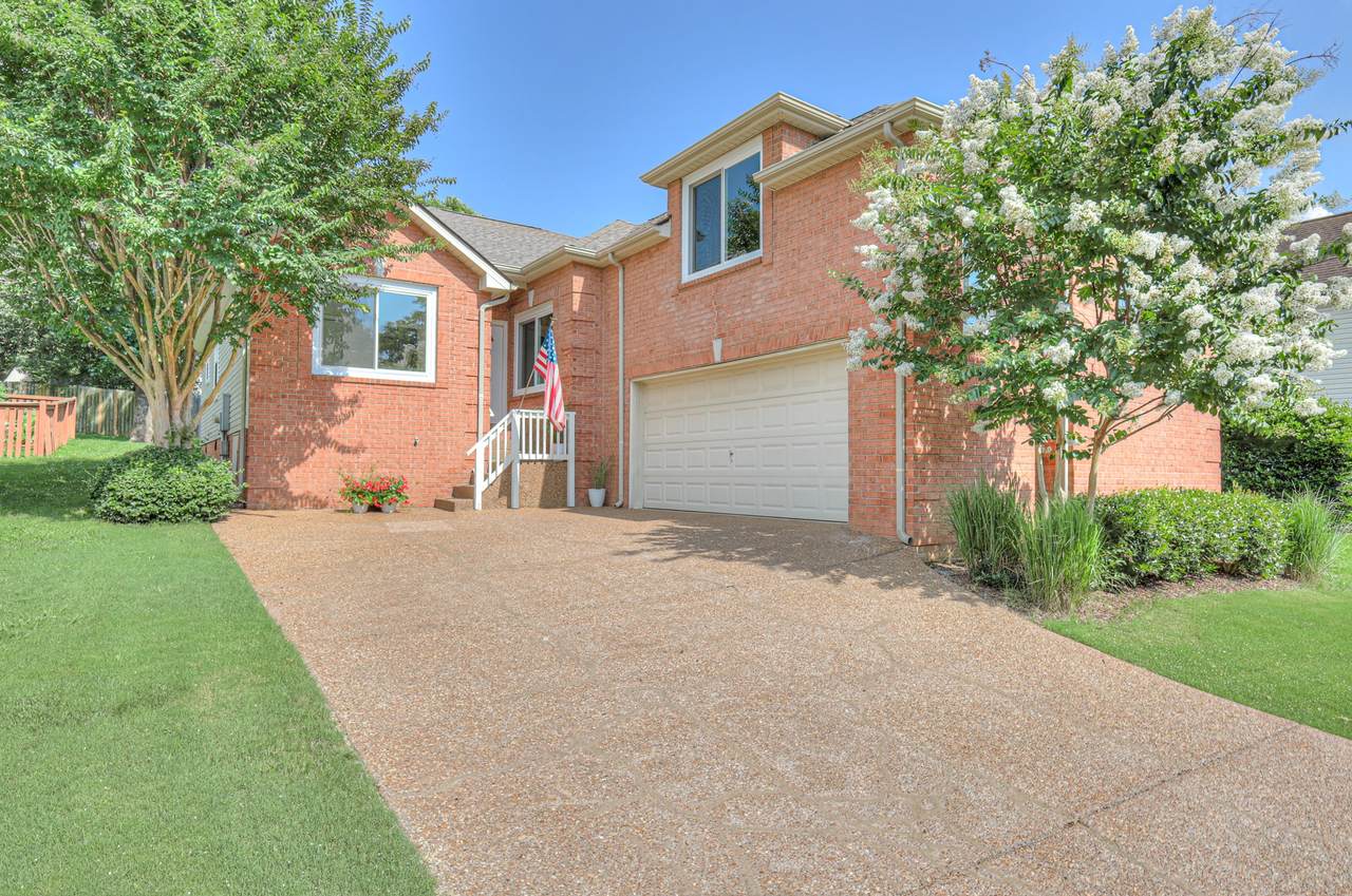 1003 Meandering Way - Photo 1