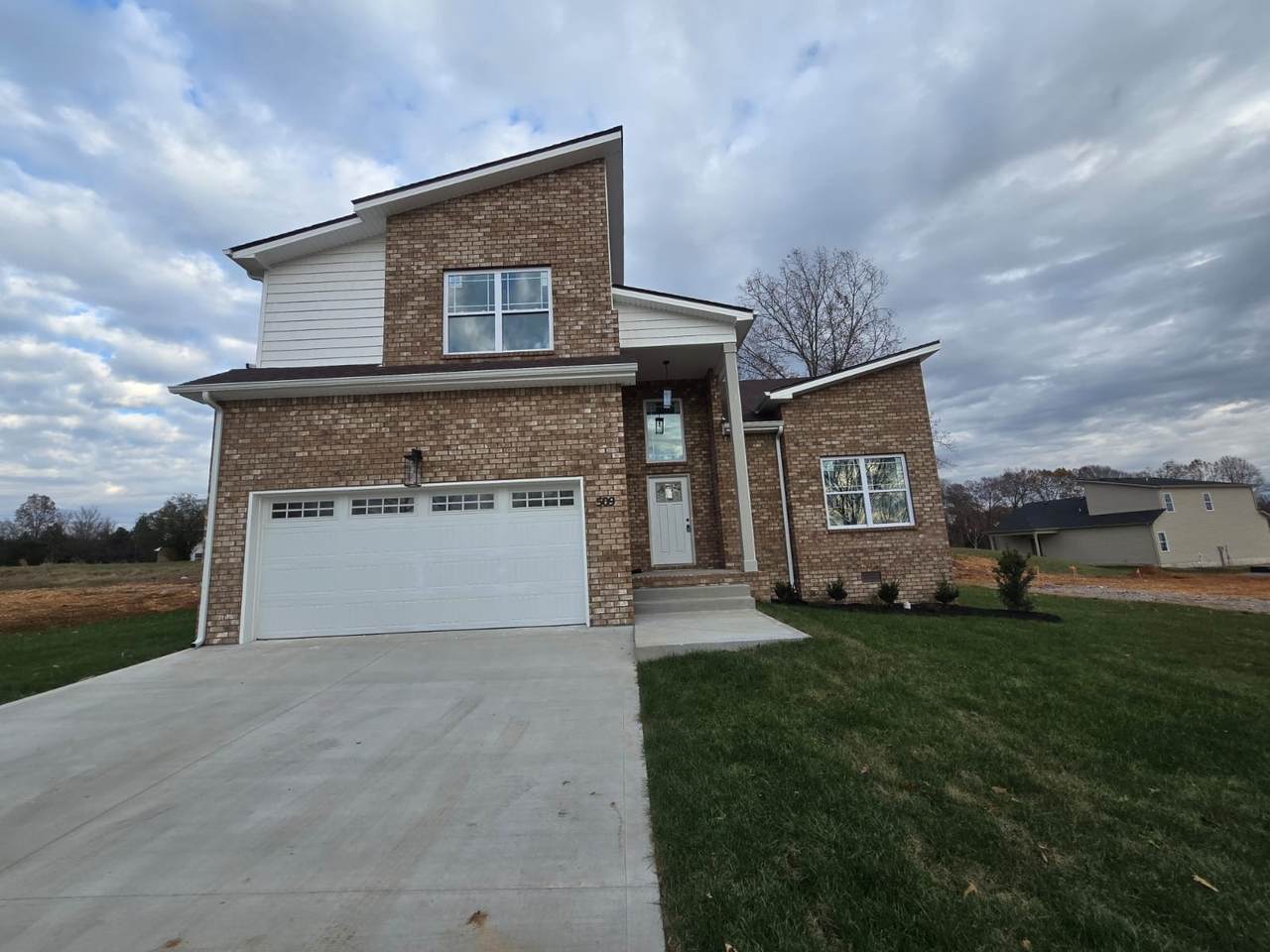 509 N Halifax Ct - Photo 1