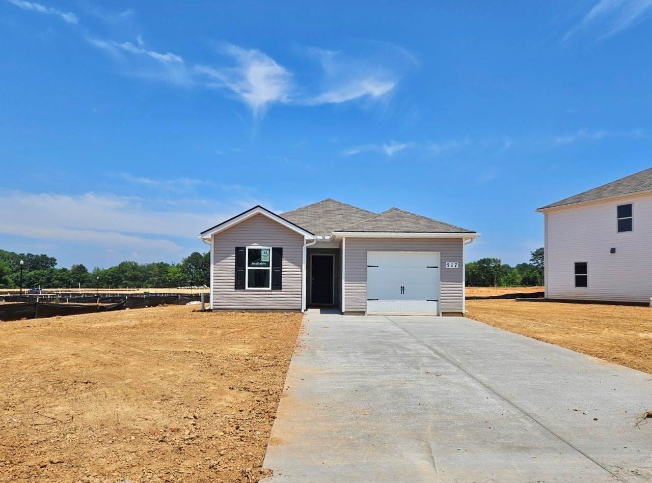 517 Cloudland Dr - Photo 1