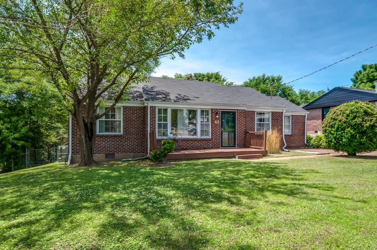 928 Crescent Hill Rd - Photo 1