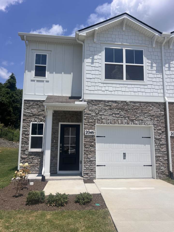 2046 Widgeon Pt - Photo 1