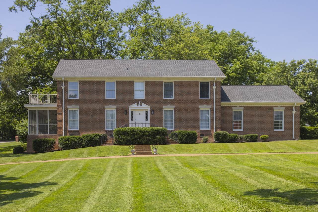 115 River Chase Drive - Photo 1