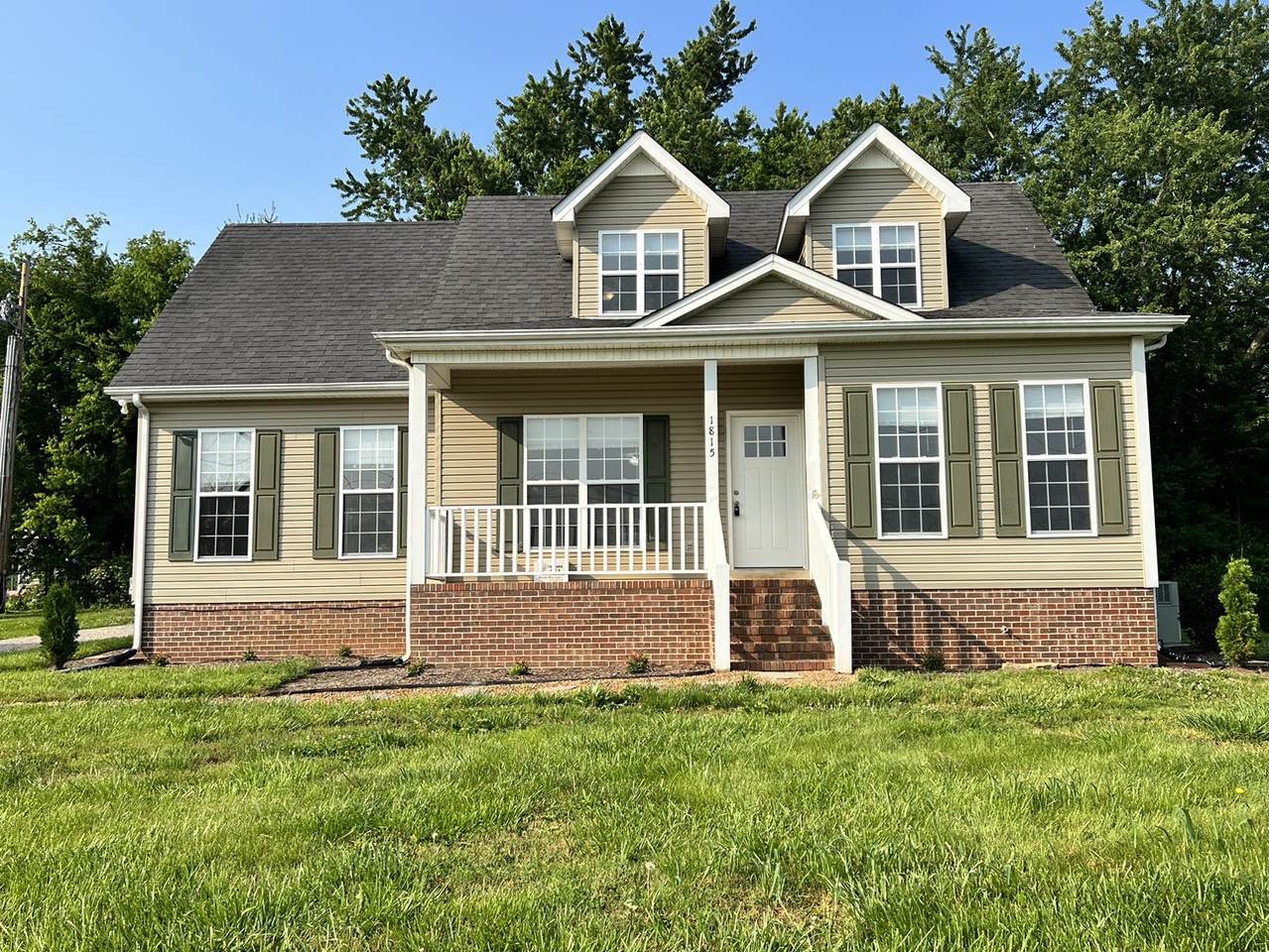 1815 Bouton Dr - Photo 1