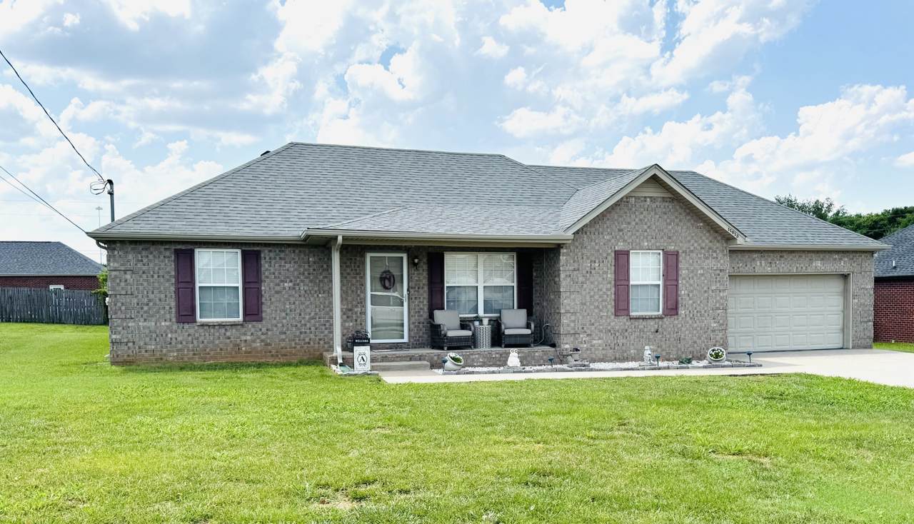 11013 Nevada Ave - Photo 1