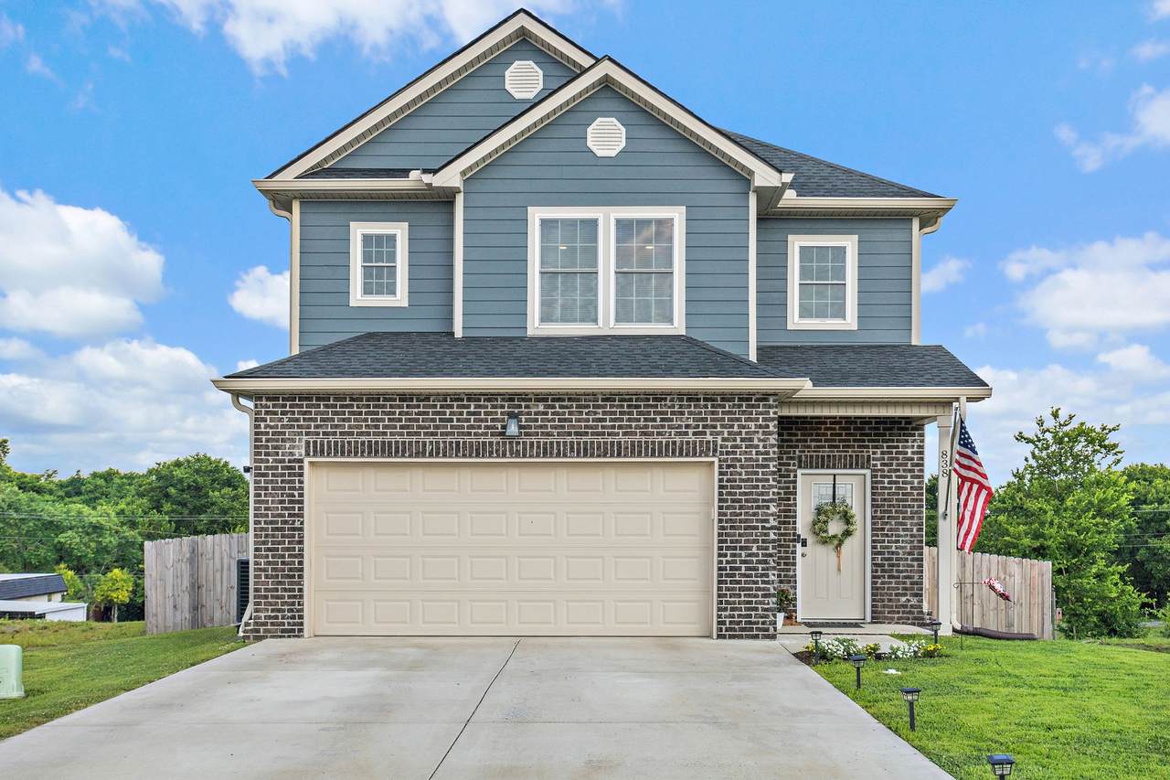 838 Blessings Way - Photo 1