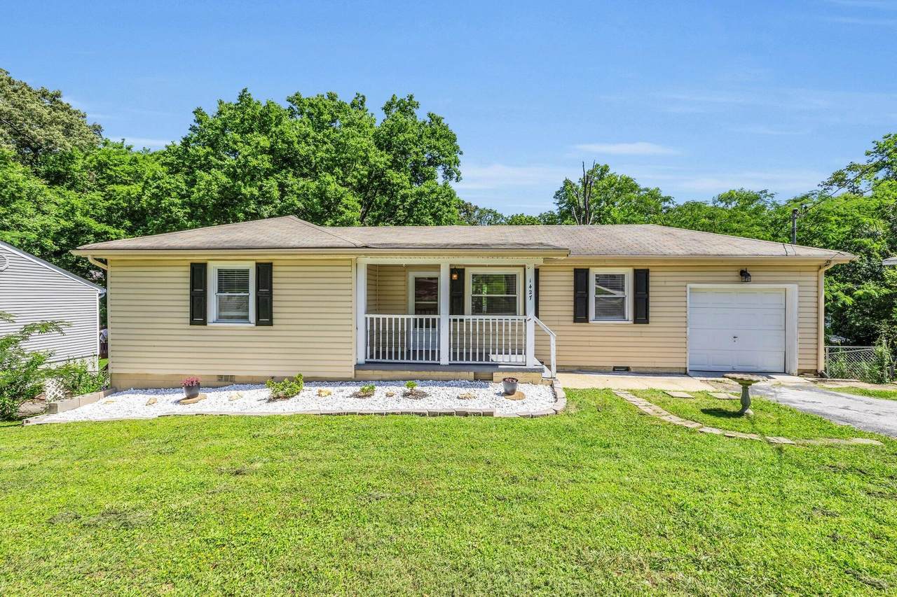 1427 Elm Street - Photo 1